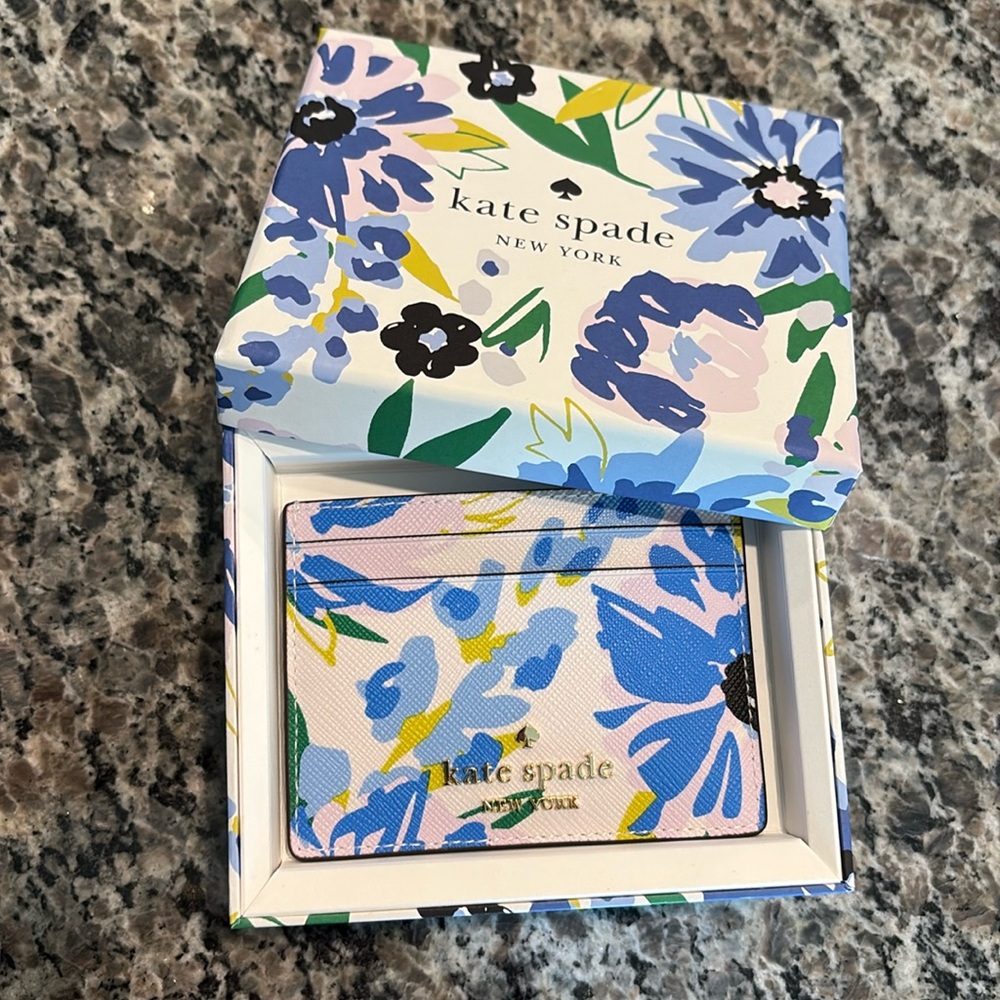 NWT Kate Spade Madison Floral Print Card Holder